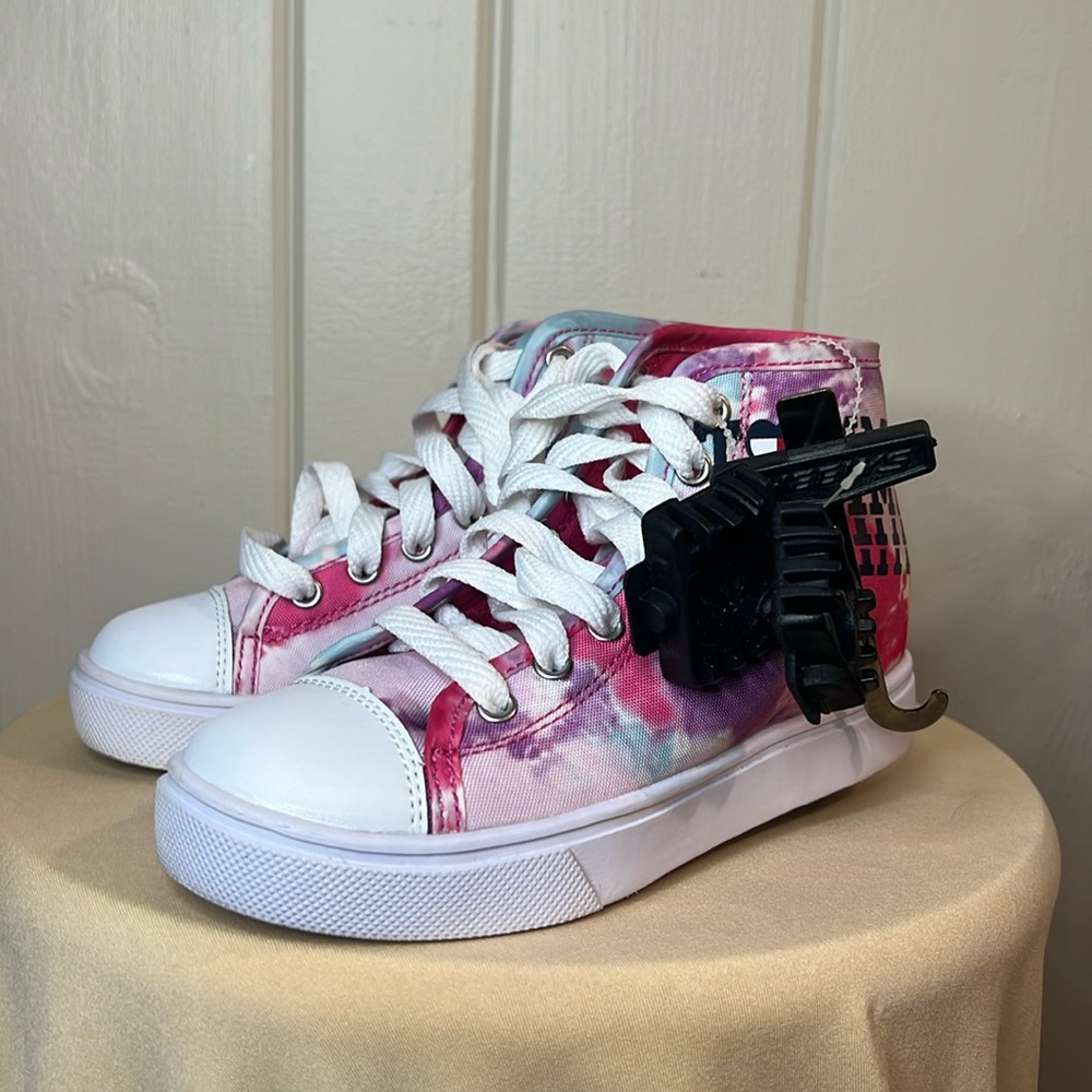 Heelys Pink and White Kids Sneakers